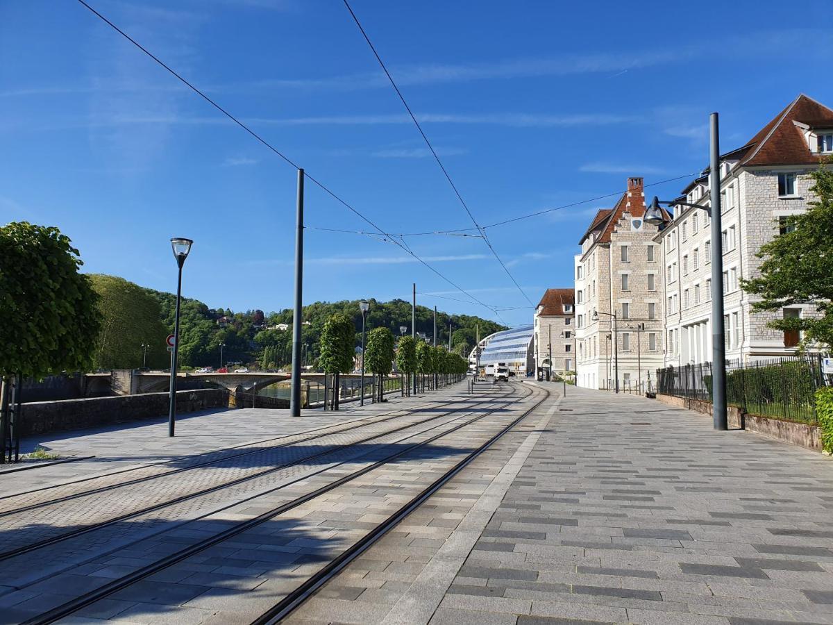 La Loge Marola Apartment Besancon Bagian luar foto